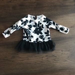 Size 6 mos b&w floral sweatshirt with netting